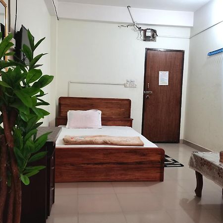 Hotel Labbaik Farmgate Дака Екстериор снимка